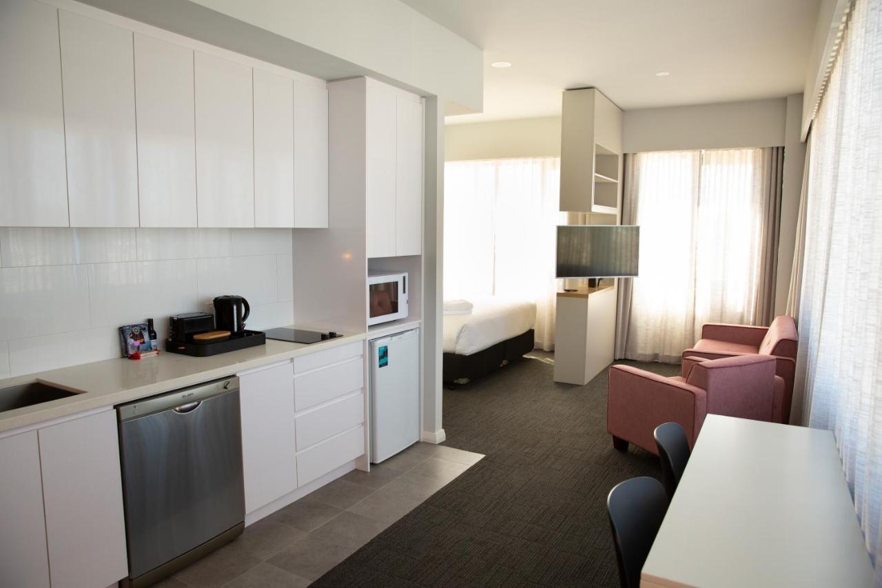 The Gerald Apartment Hotel Geraldton Buitenkant foto